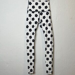 GIGI C Black and White Floral Leggings Size XS